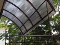 Polikarbonát előtető referencia 18 Bo-Jász Kft Árnyékolástechnika