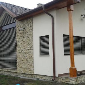 Zsaluziák referencia munka 1. Bo-Jász Árnyékolástechnika